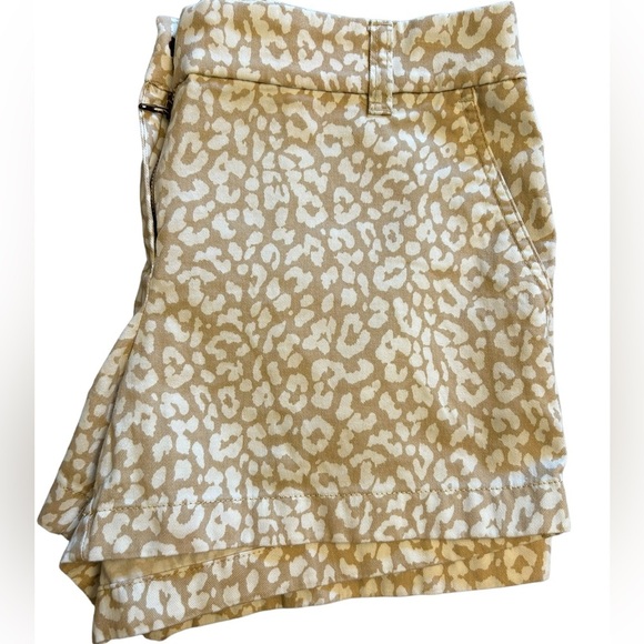 J. Crew | shorts | J. Crew tan leopard chino shorts Size 6 | animal print shorts - Picture 4 of 5